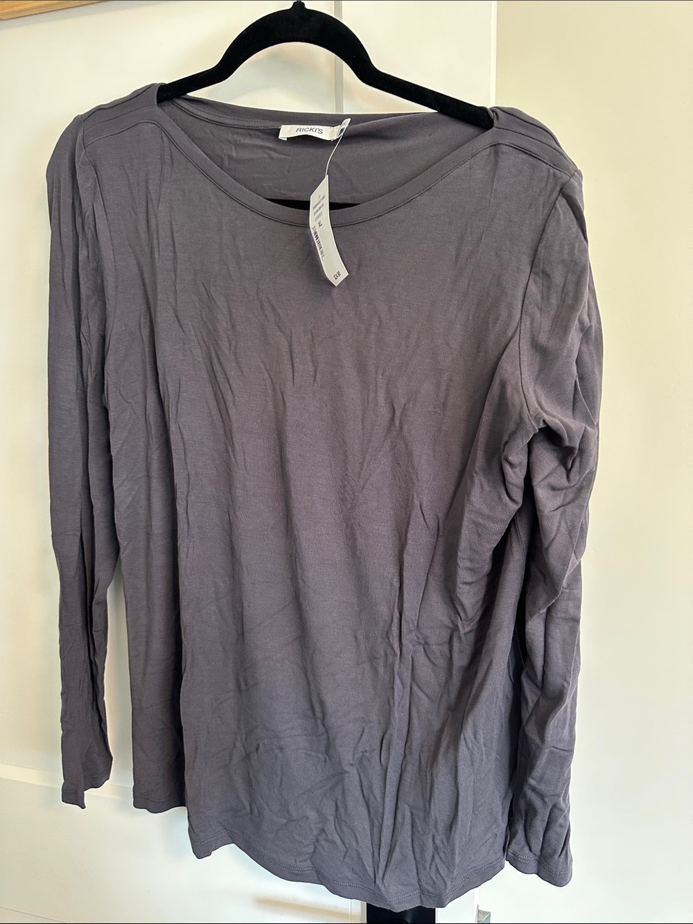 Rickis Charcoal Gray Long-Sleeve Scoop Neck Top